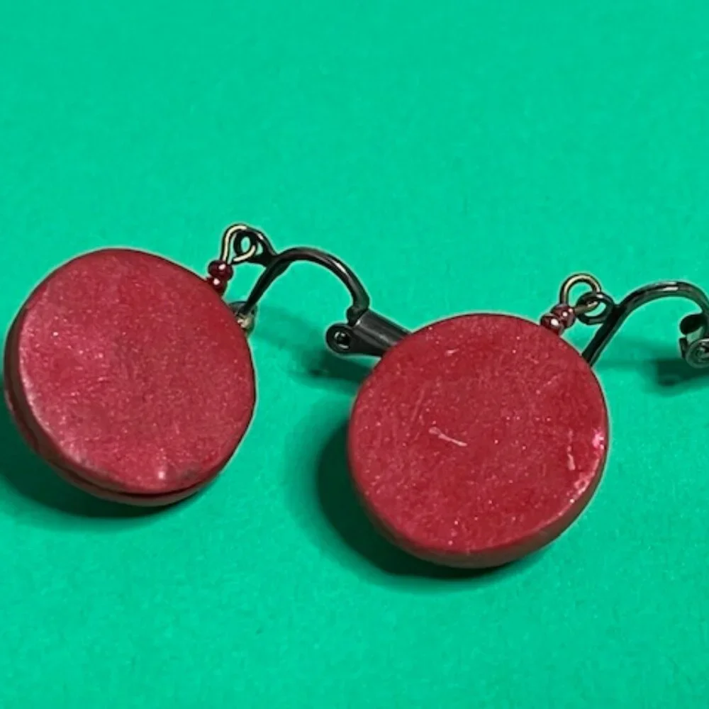 VTG Handcrafted Red Hat Purple Flowers Trim Polymer Clay Clip-on Earrings .75